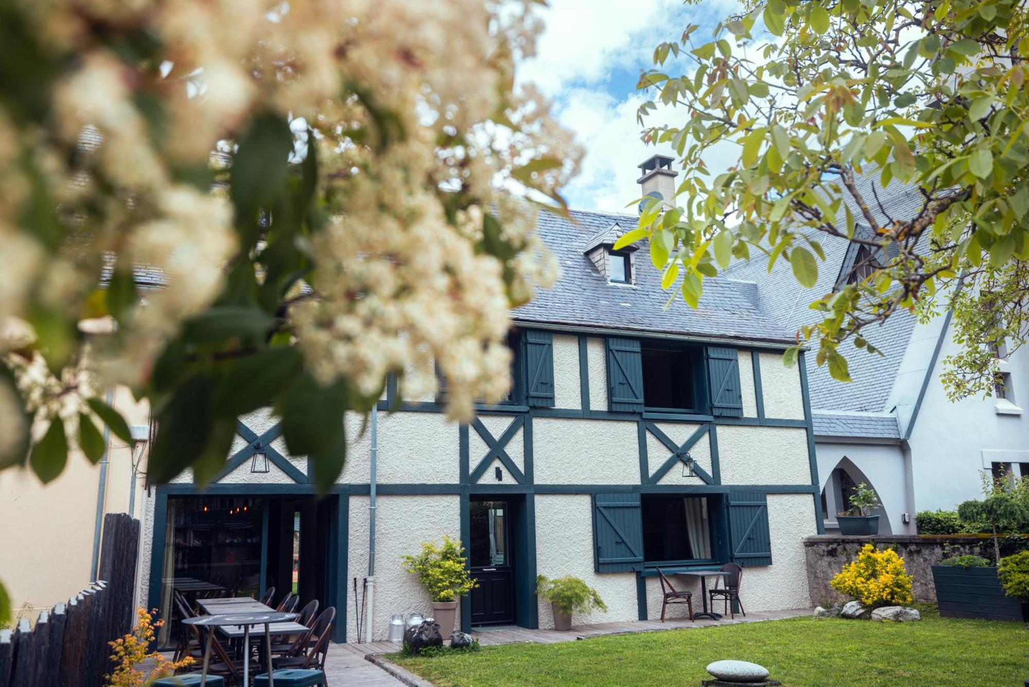 La Sainthilarienne Bed and Breakfast Buitenkant foto